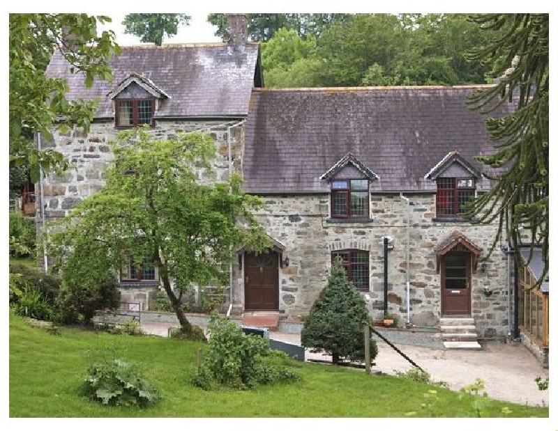 Powys Cottage Holidays - Click here for more about Rhiwlas Cottage