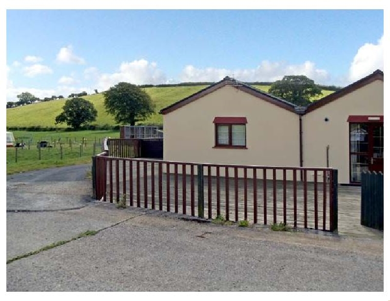 Carmarthenshire Cottage Holidays - Click here for more about Dylan's Court