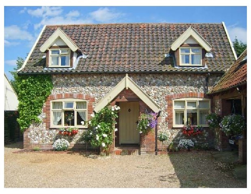 Norfolk Cottage Holidays - Click here for more about Sleepeezy