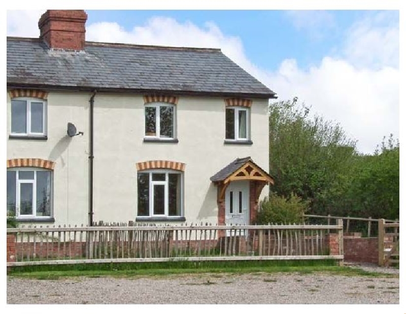 Herefordshire Cottage Holidays - Click here for more about Peaceful Cottage