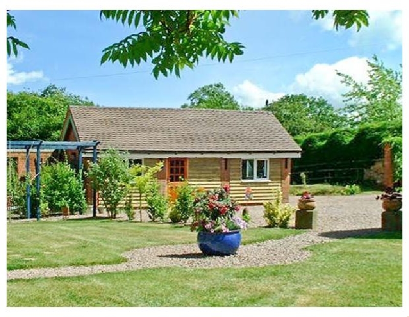 Worcestershire Cottage Holidays - Click here for more about The Byre