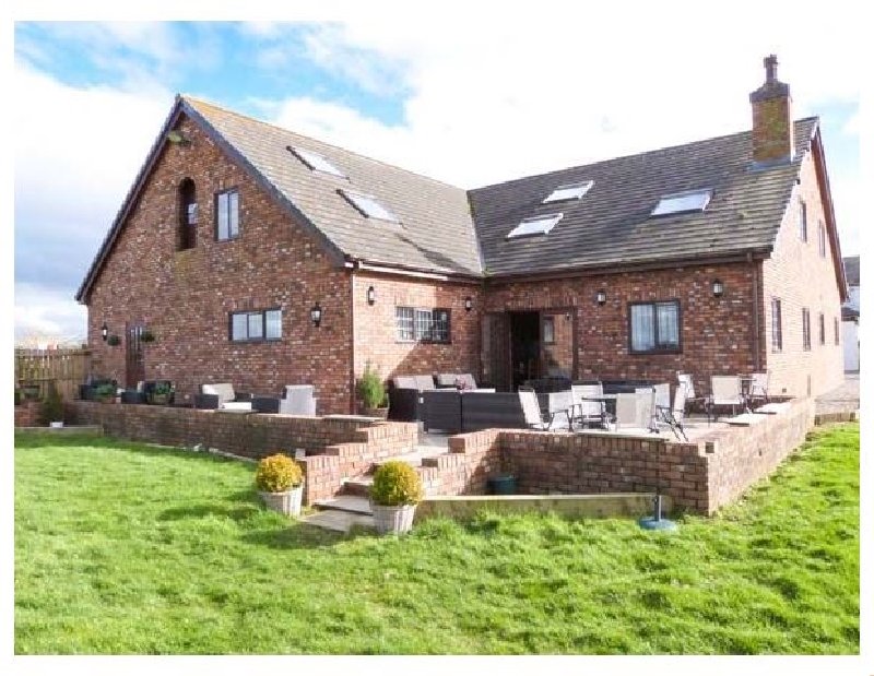 Lancashire Cottage Holidays - Click here for more about Marsh Farm Hall