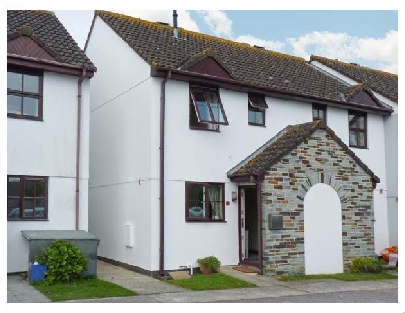 Cornwall Cottage Holidays - Click here for more about Chy Lowen
