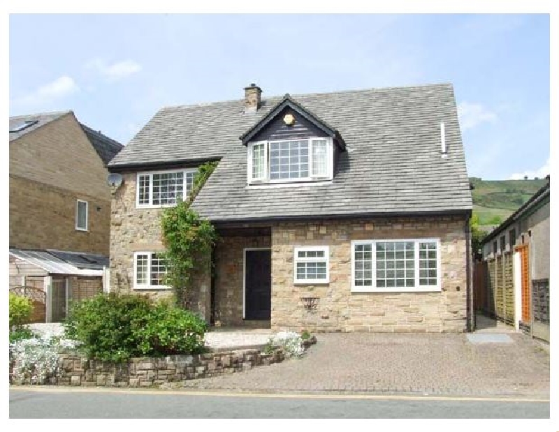Derbyshire Cottage Holidays - Click here for more about Lower Lane House