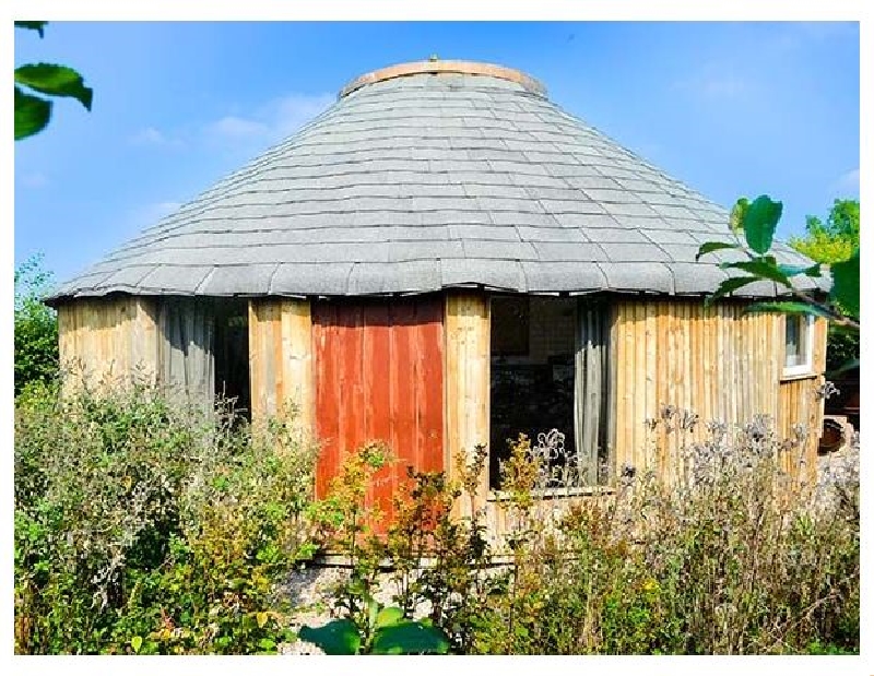 Somerset Cottage Holidays - Click here for more about The Roundhouse