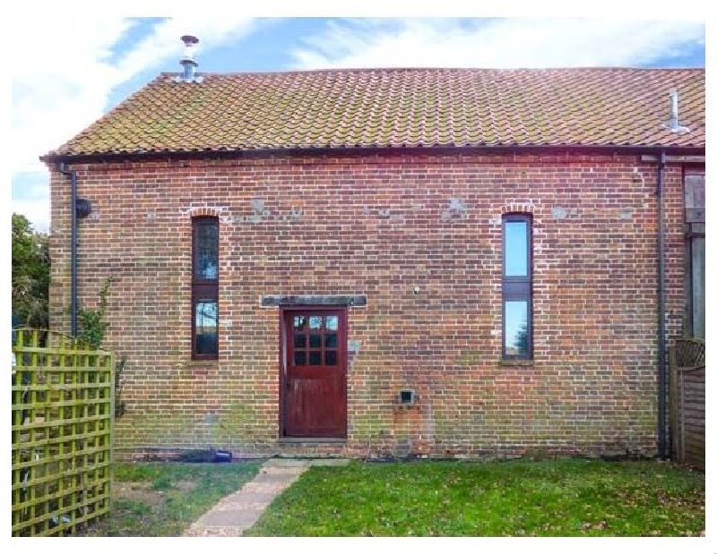 Norfolk Cottage Holidays - Click here for more about Threshers Barn