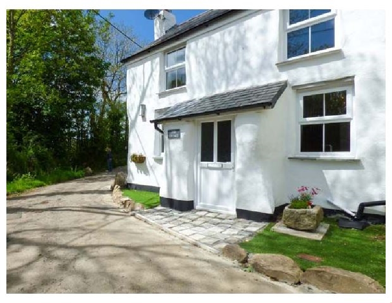 Cornwall Cottage Holidays - Click here for more about Cob Cottage