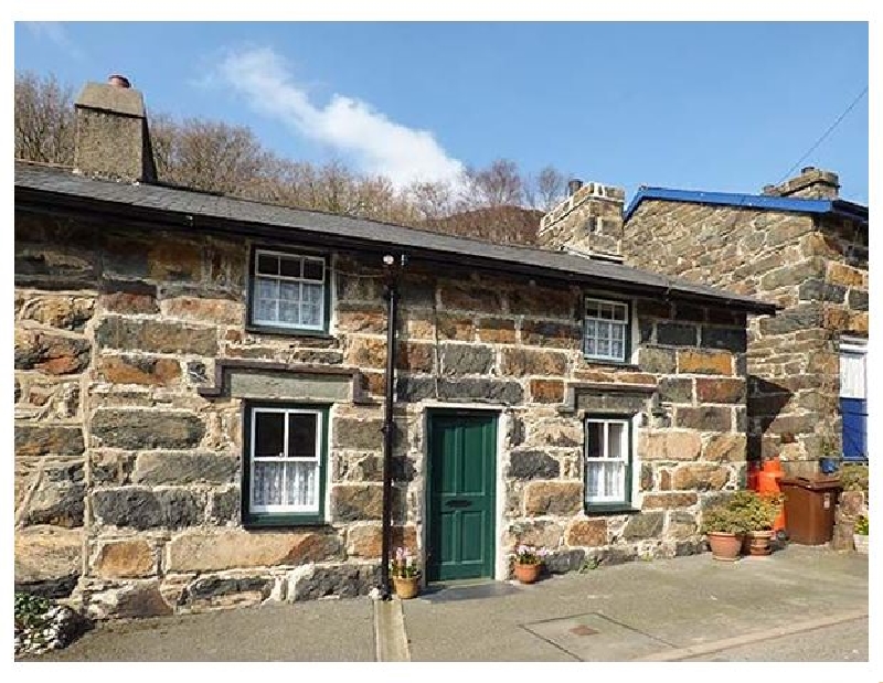 Click here for more about Pen Y Bont