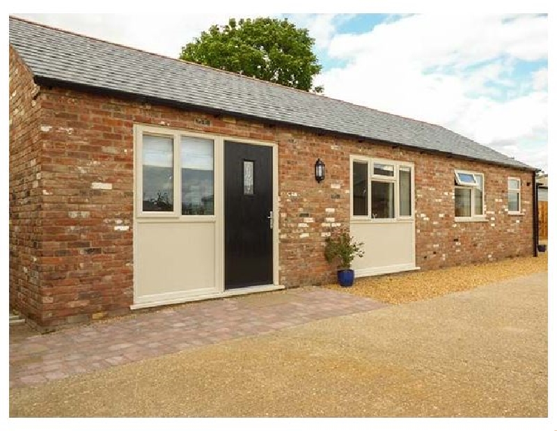 Norfolk Cottage Holidays - Click here for more about Sunnyside Cottage