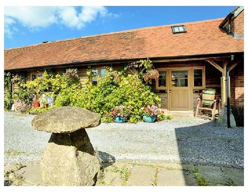 Wiltshire Cottage Holidays - Click here for more about Dairy Barn