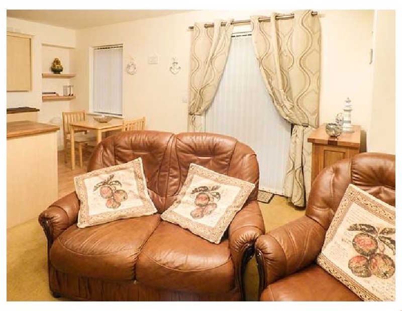Carmarthenshire Cottage Holidays - Click here for more about 4 Chandlers Yard