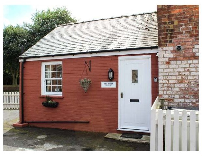 Lincolnshire Cottage Holidays - Click here for more about The Annexe