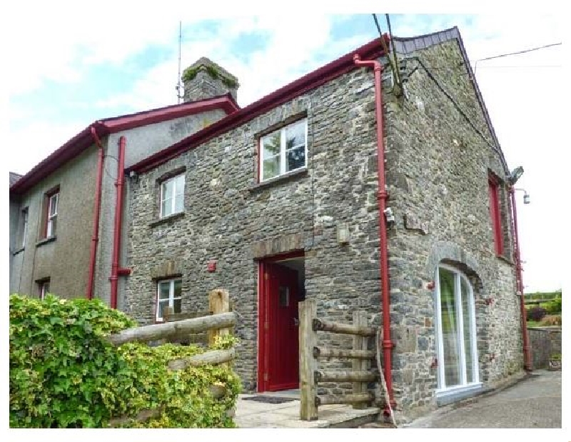 Carmarthenshire Cottage Holidays - Click here for more about Crud-y-Barcud