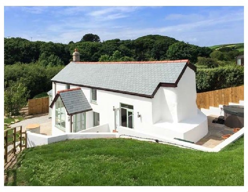 Cornwall Cottage Holidays - Click here for more about Five Elements Cottage