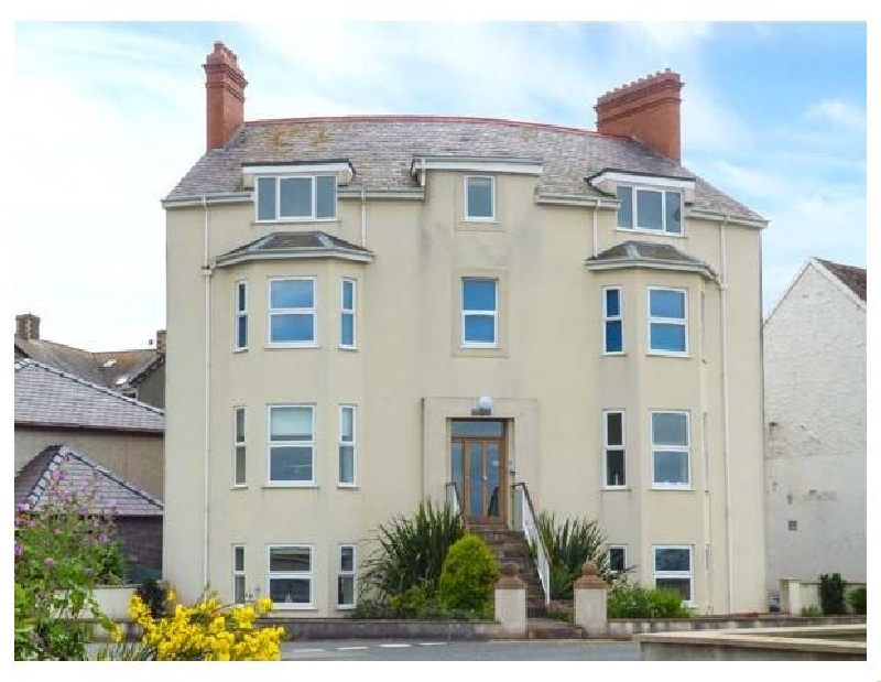 Click here for more about Gwylanedd Two