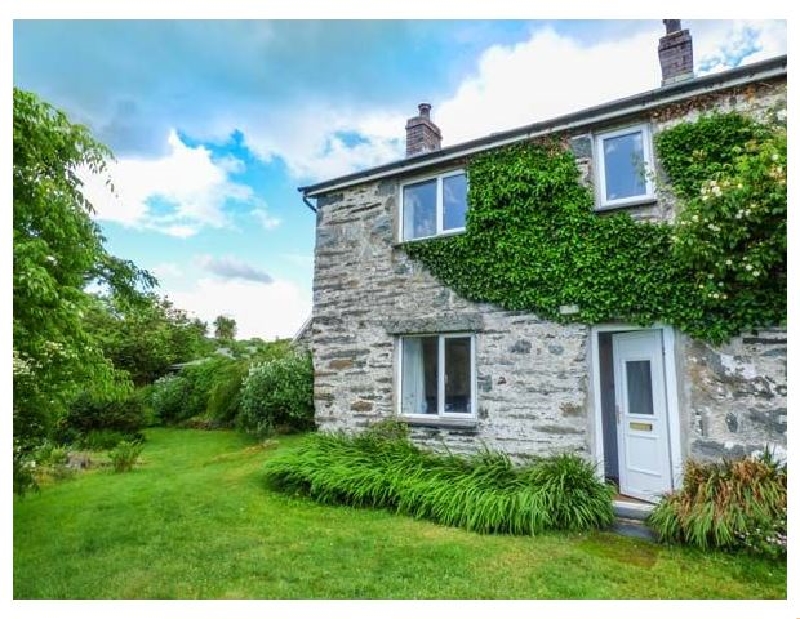 Click here for more about Groes Newydd Bach