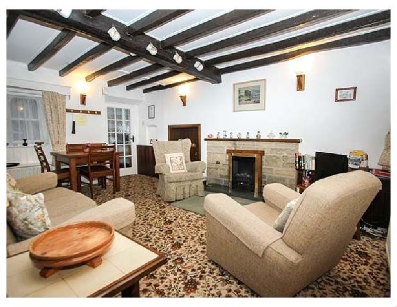Derbyshire Cottage Holidays - Click here for more about Sycamore Cottage