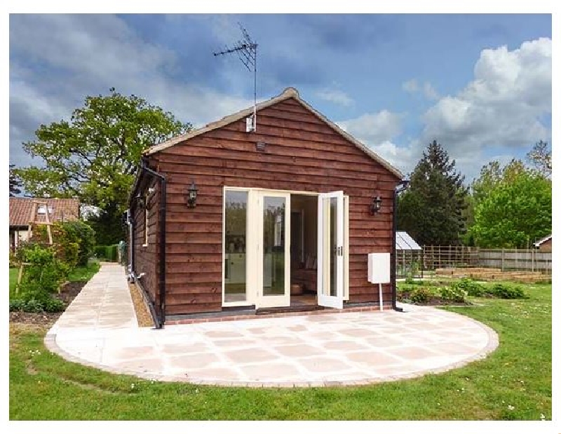 Norfolk Cottage Holidays - Click here for more about Norbank Garden Studio