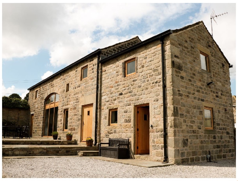 Click here for more about Stoneycroft Barn