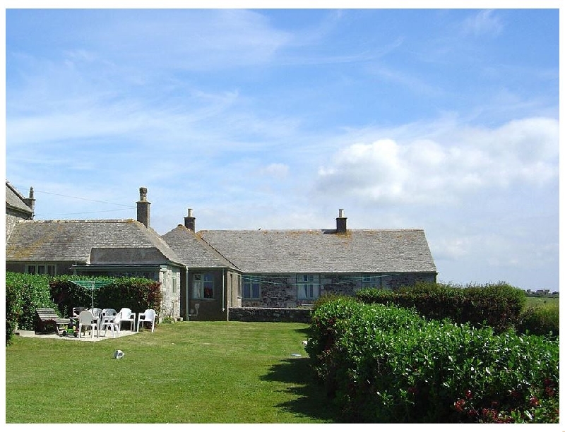 Cornwall Cottage Holidays - Click here for more about Parc An Castle Ctg