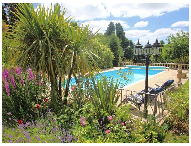 Click here for more about Daisy Lodge