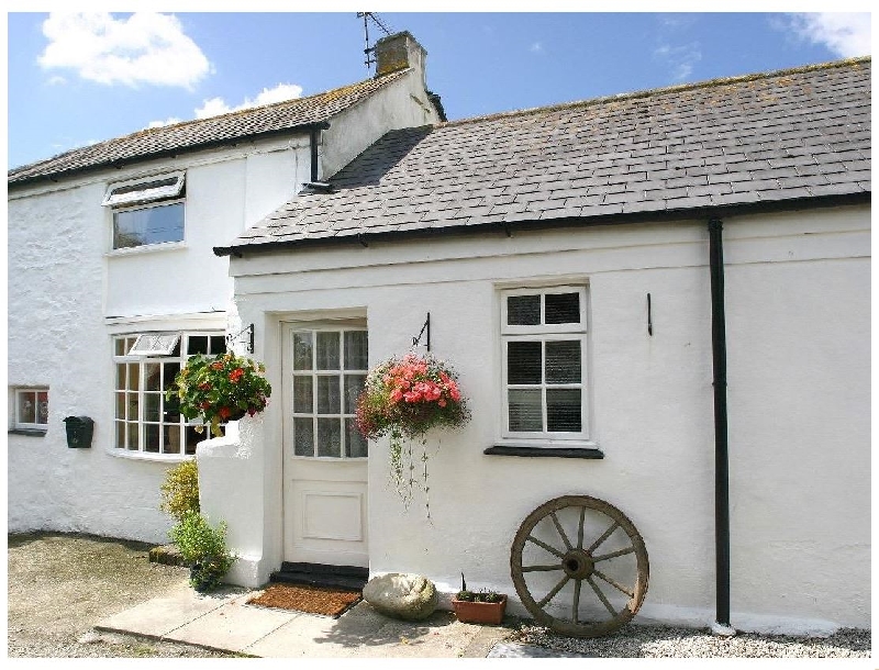 Cornwall Cottage Holidays - Click here for more about Manor Farmhouse Cottage