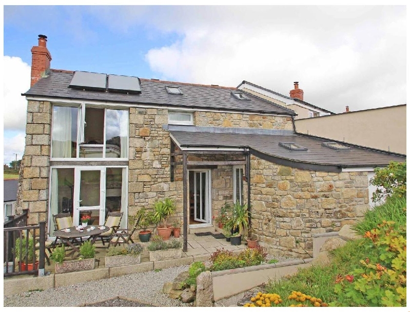 Cornwall Cottage Holidays - Click here for more about Mynheer Farm Barn