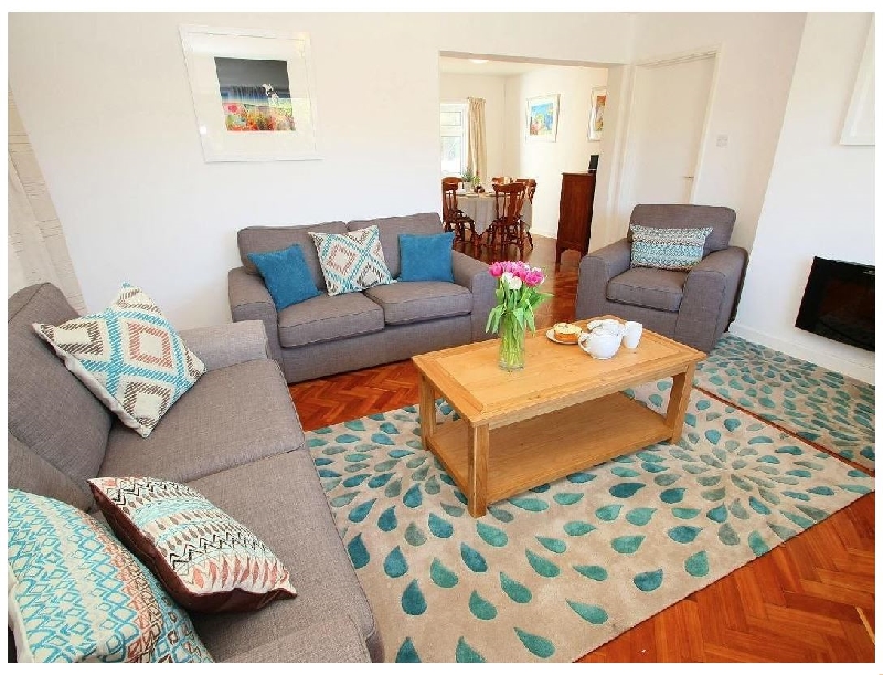 Cornwall Cottage Holidays - Click here for more about Garden Apartment
