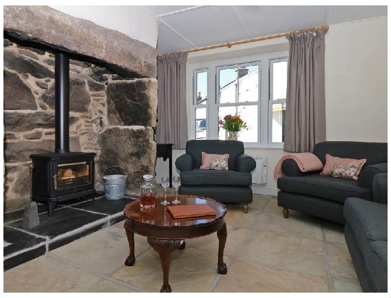 Cornwall Cottage Holidays - Click here for more about Sixteen Fore Street