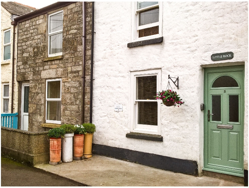 Cornwall Cottage Holidays - Click here for more about Little Rock
