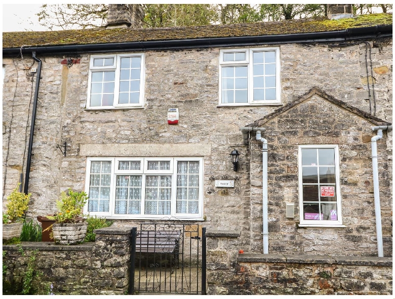 Derbyshire Cottage Holidays - Click here for more about Eastry Cottage