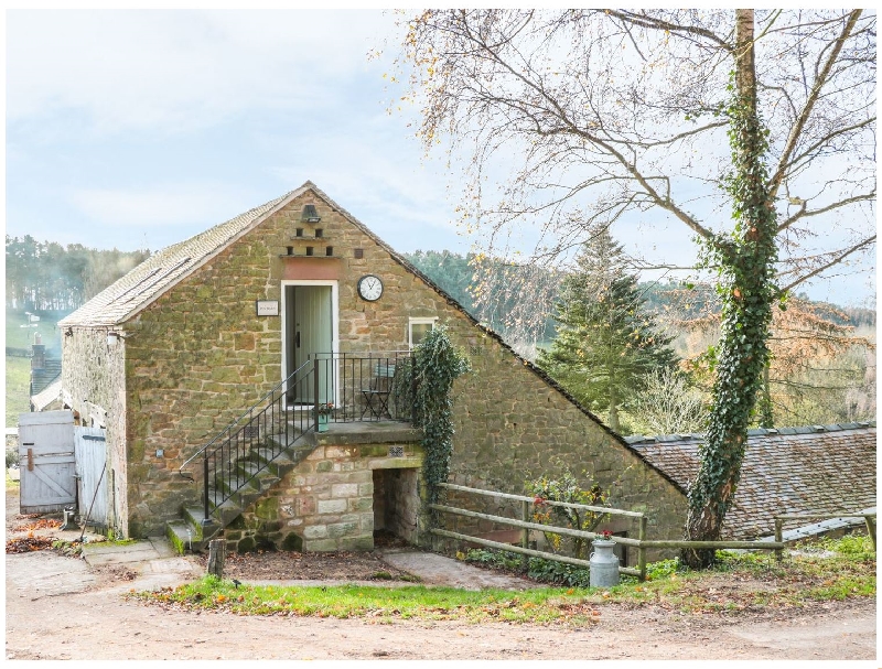 Derbyshire Cottage Holidays - Click here for more about The Ivy Barn