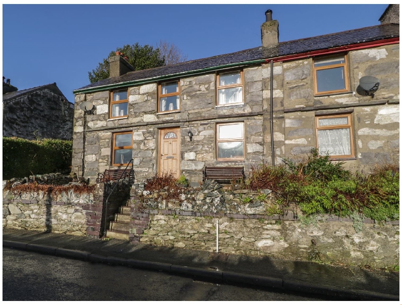 Click here for more about 60 Hyfrydle Road