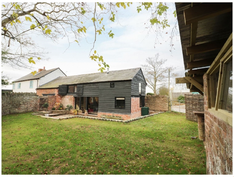 Herefordshire Cottage Holidays - Click here for more about The Hayloft