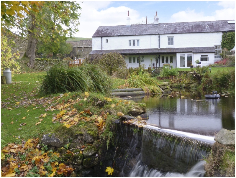 Lancashire Cottage Holidays - Click here for more about Saetr Cottage