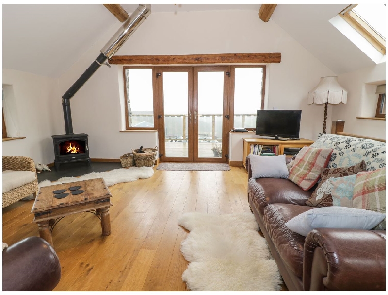 Powys Cottage Holidays - Click here for more about Y Daflod