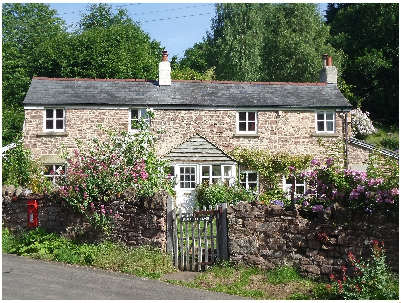 Gloucestershire Cottage Holidays - Click here for more about Beulah Cottage