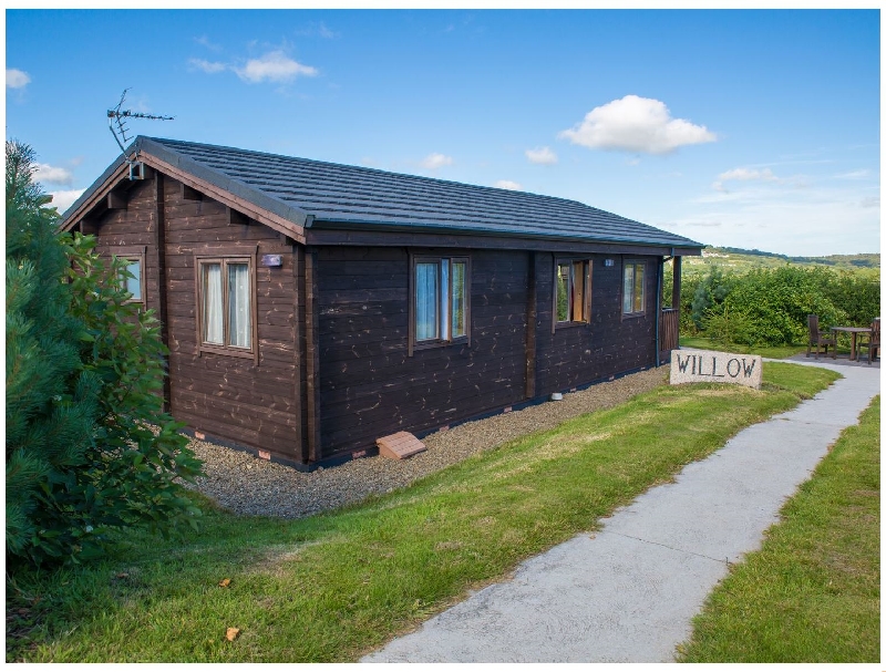 Cornwall Cottage Holidays - Click here for more about Willow Lodge