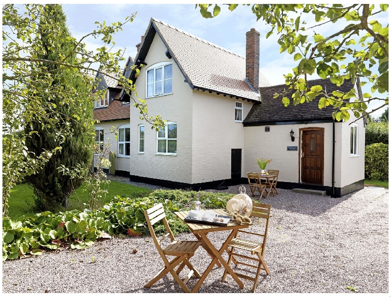 Click here for more about Ploughmans Cottage