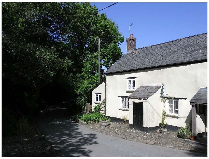 Devon Cottage Holidays - Click here for more about Little Week Cottage