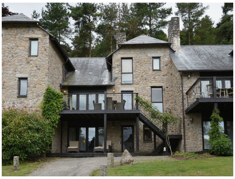 Devon Cottage Holidays - Click here for more about Cox Tor