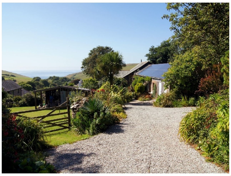 Devon Cottage Holidays - Click here for more about Little Scypen