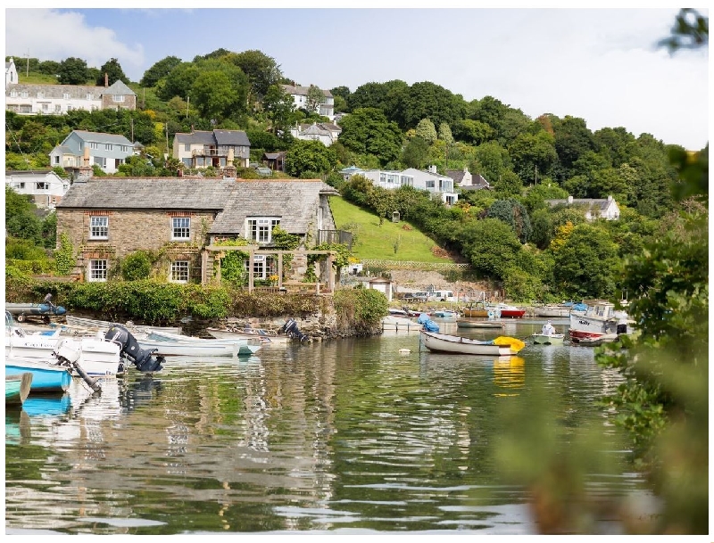 Cornwall Cottage Holidays - Click here for more about Island House