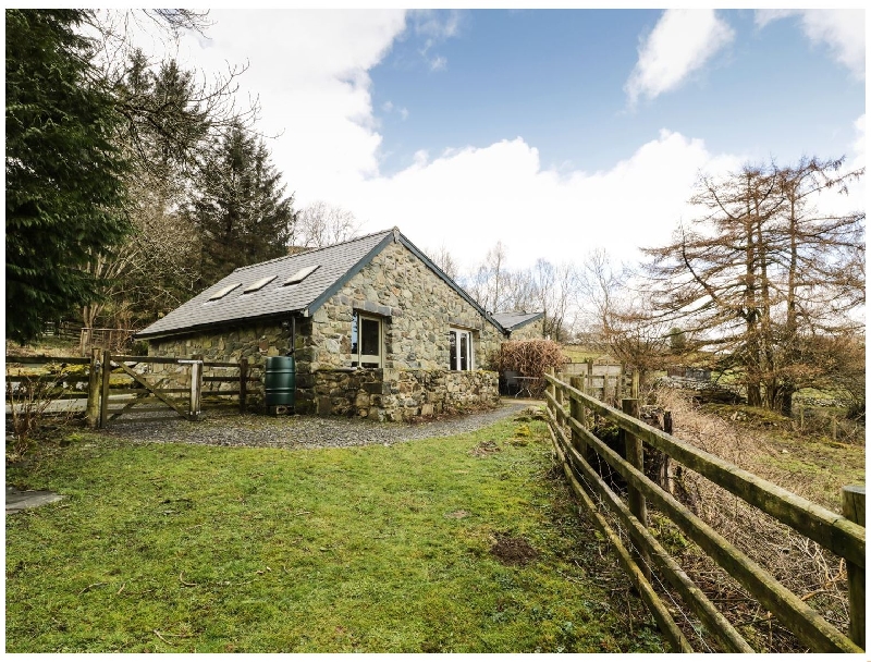Click here for more about Owl Cottage