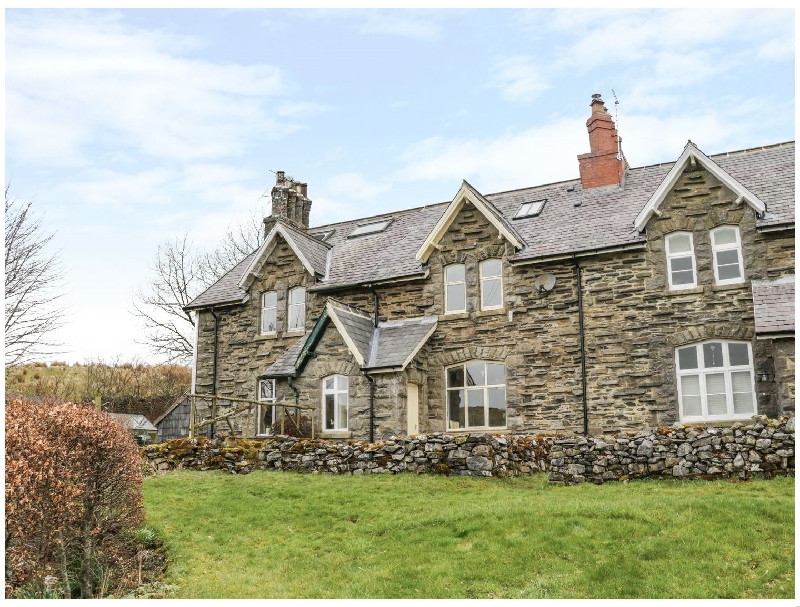 Click here for more about Railway Cottage
