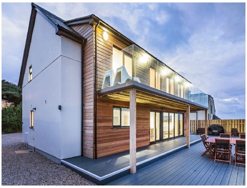 Cornwall Cottage Holidays - Click here for more about Chy Lowen