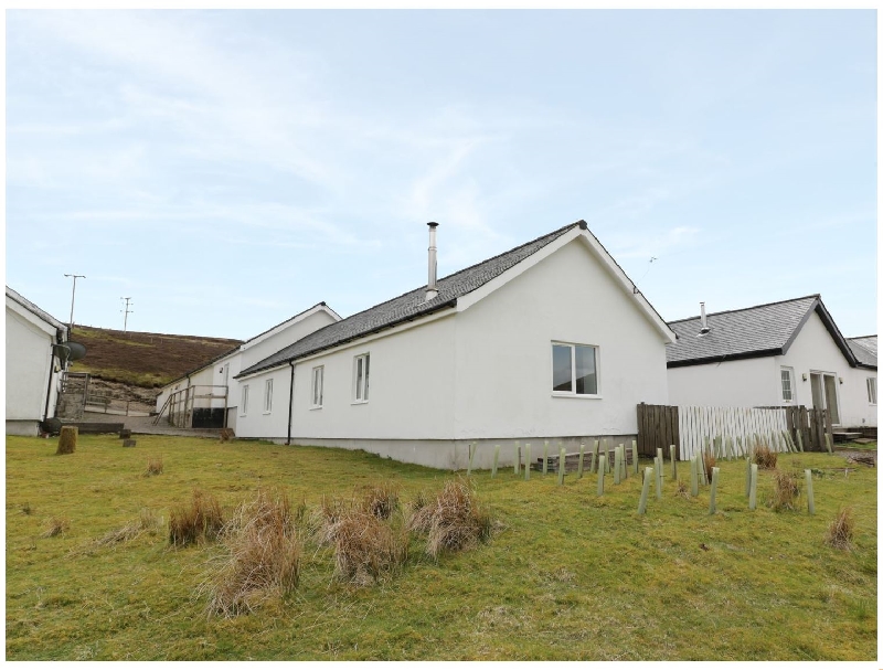 Lanarkshire Cottage Holidays - Click here for more about 4 Mountain Lodge