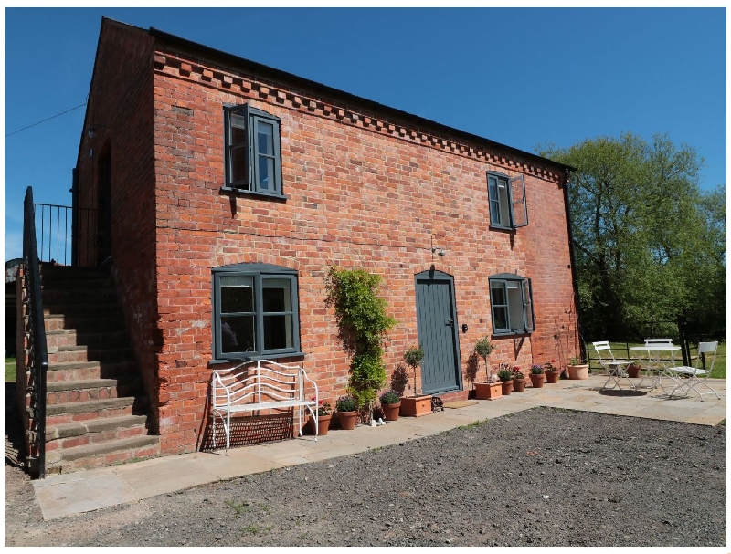 Herefordshire Cottage Holidays - Click here for more about Granary 1