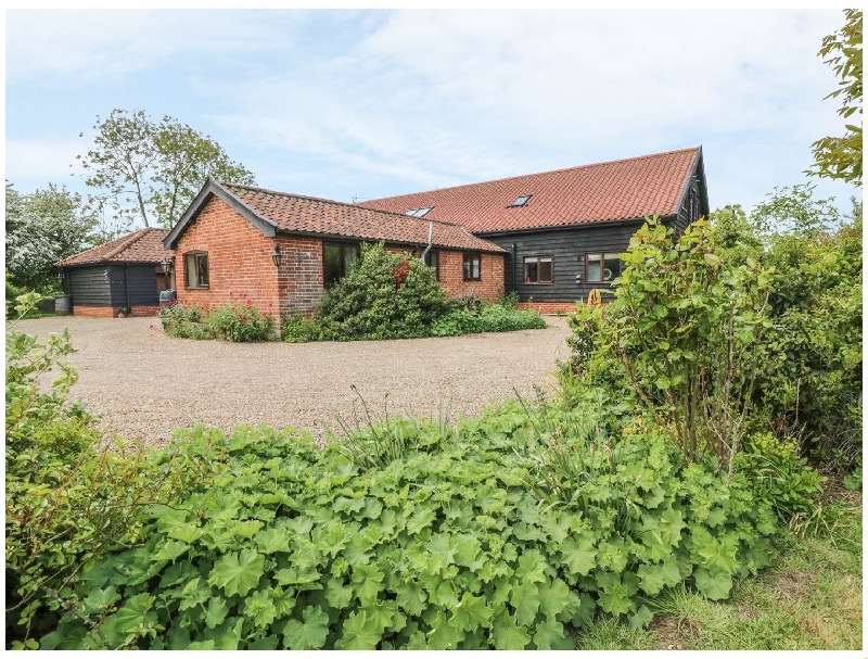 Suffolk Cottage Holidays - Click here for more about The Stables