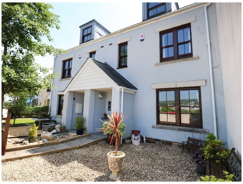 Carmarthenshire Cottage Holidays - Click here for more about 5 Chandlers Yard